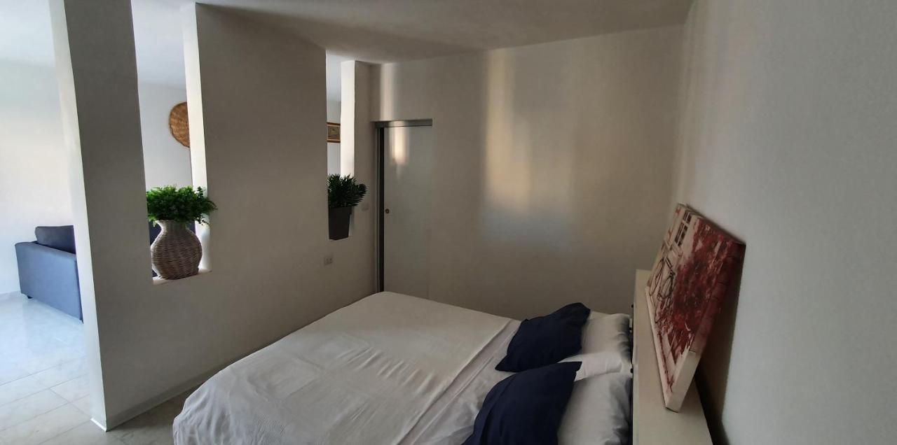 Sardinia Suites & Apartments -Casa-Loft A Pochi Passi Dal Centro- Santa Teresa Gallura Kültér fotó